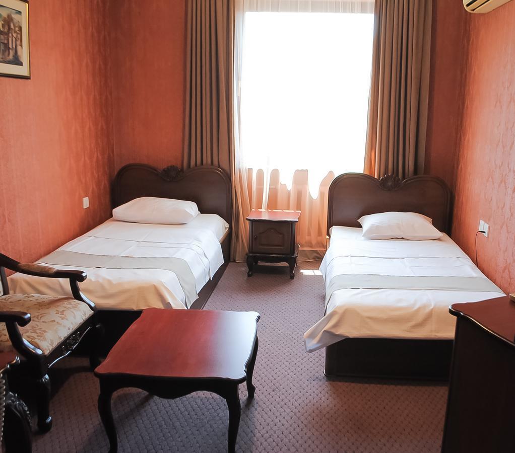 Hotel Sympatia Τυφλίδα Εξωτερικό φωτογραφία