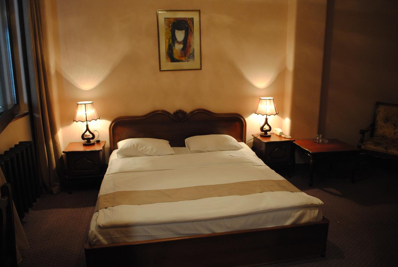 Hotel Sympatia Τυφλίδα Εξωτερικό φωτογραφία